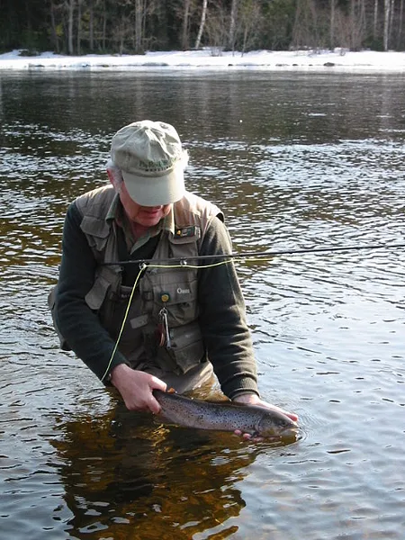 User submitted picture: Oliver Edwards & dryfly t...